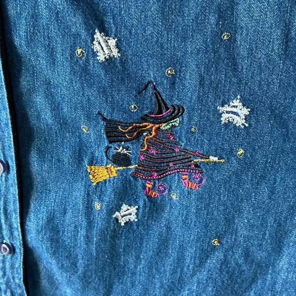 Classic Elements Halloween Embroidered Chambray Button Down Women Sz 14 Teachers - Picture 3 of 8